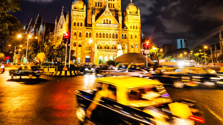 Find the hidden gems of Mumbai, India, to get clients off the beaten path. // © 2016 iStock