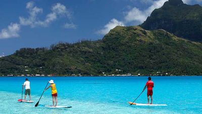 Stand-up paddle boarding is one of the many athetic events of the Bora Bora Liquid Festival. // (c) 2013 Wim Lippens