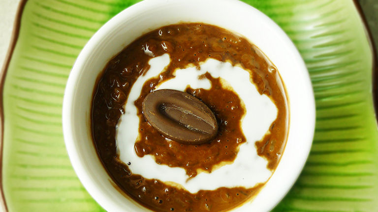 Made of sticky rice and cocoa powder, Filipino champorado is a chocolate rice porridge adapted from Mexican champurrado. // © 2015 Creative Commons user santos