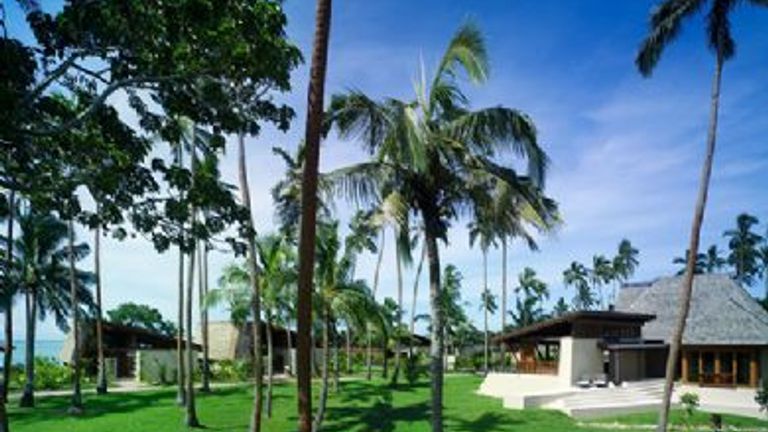 The Chi Spa Village is separate from the main resort. // (c) 2009 Shangri-La Hotels & Resorts