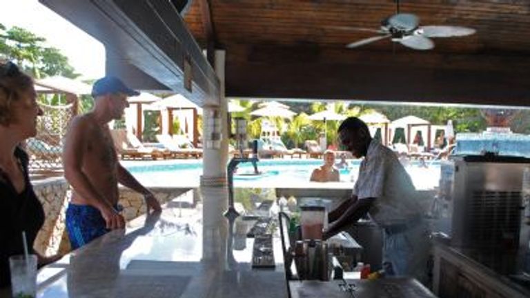 Ochi Beach Club Swim-up Bar