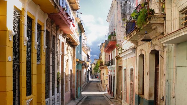 Havana feels like it’s frozen in time. // © 2015 IStock