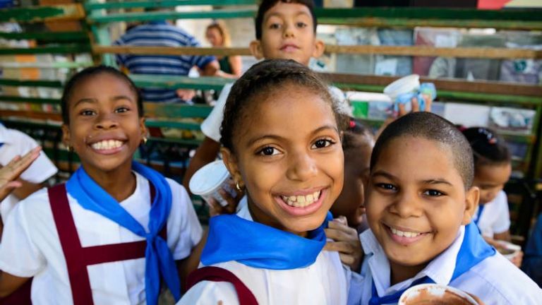 People-to-people programs encourage interaction with locals, including schoolchildren. // © 2015 IStock
