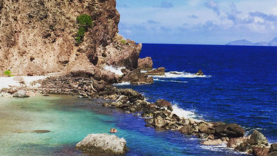 Despite the popularity of the Caribbean, there are still a few hidden gems to be found, including the island of Saba. // © 2016 Michele Peterson