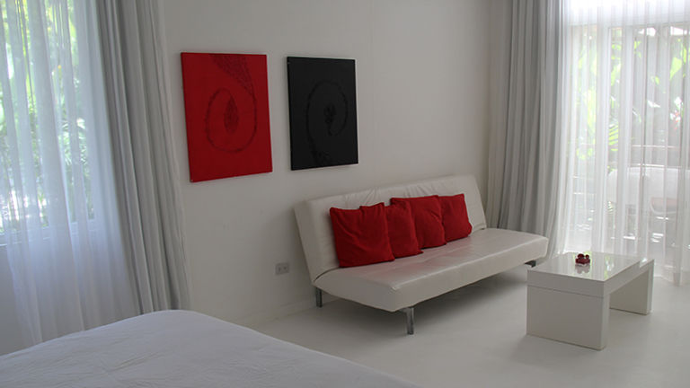 Le Cameleon is an upscale boutique hotel located in Playa Cocles, minutes away from Puerto Viejo. // © 2014 LatinFlyer.com