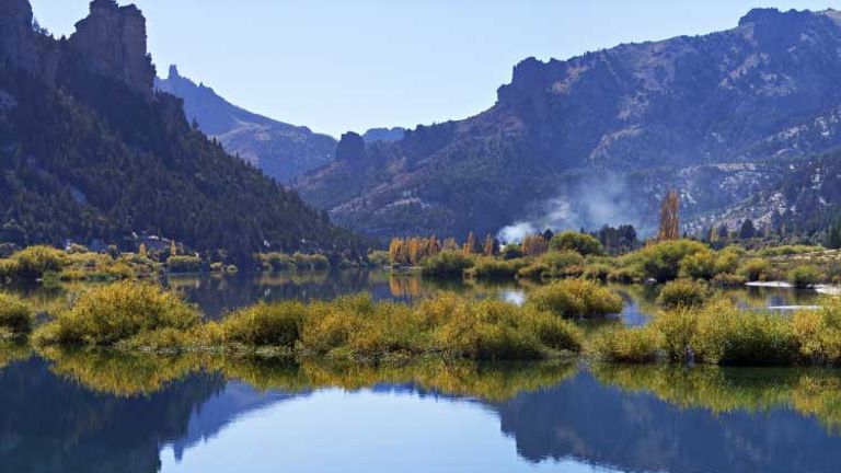 Argentina offers unspoiled nature in Bariloche. // © 2013 Thinkstock