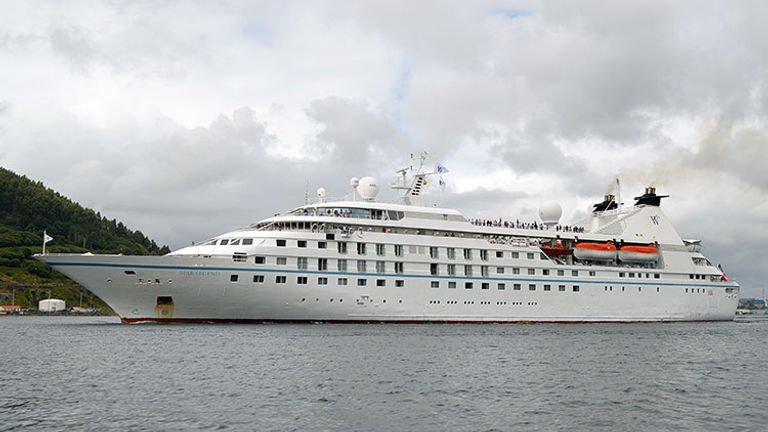 The final sailing of the 2016 James Beard Foundation Culinary Collection took passengers onboard Star Legend from Dublin through port cities in Spain, France and Portugal. // © 2016 Valerie Chen