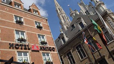 Guests of Hotel Amigo will find elegant decor, exceptional service, a warm staff and convenient access to area attractions. // © 2016 Hotel Amigo