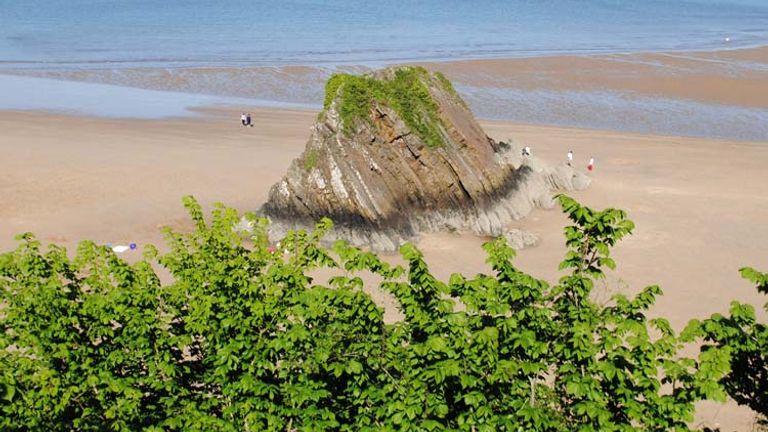 Located on the Pembrokeshire Coast Path, the tourist town of Tenby features 2.5 miles of beach. // © 2014 Mindy Poder