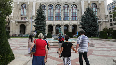 “Do as the Locals Do” walking tours are small-group tours offered by Uniworld Boutique River Cruise Collection as an alternative to a bus tour. // © 2016 Mindy Poder