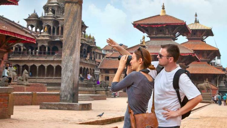 Travelers enjoy learning about other cultures// © 2014 Aleksandar Todorovic