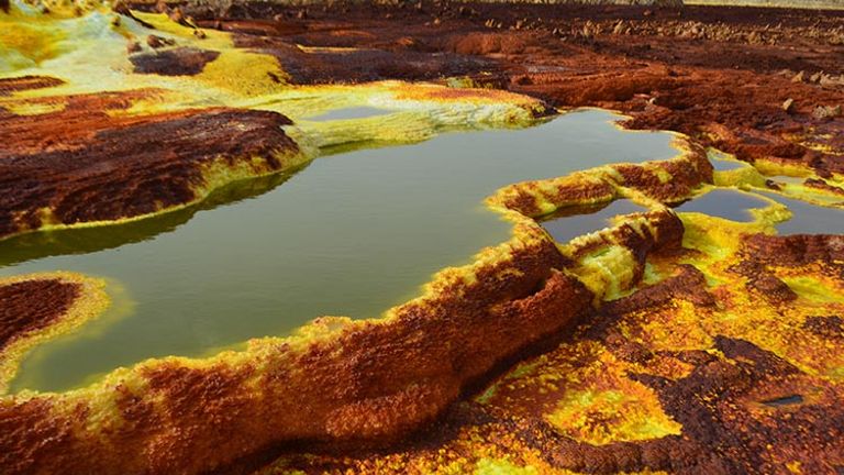 Here, temperatures can climb up to 120-plus degrees Fahrenheit. // © 2016 iStock