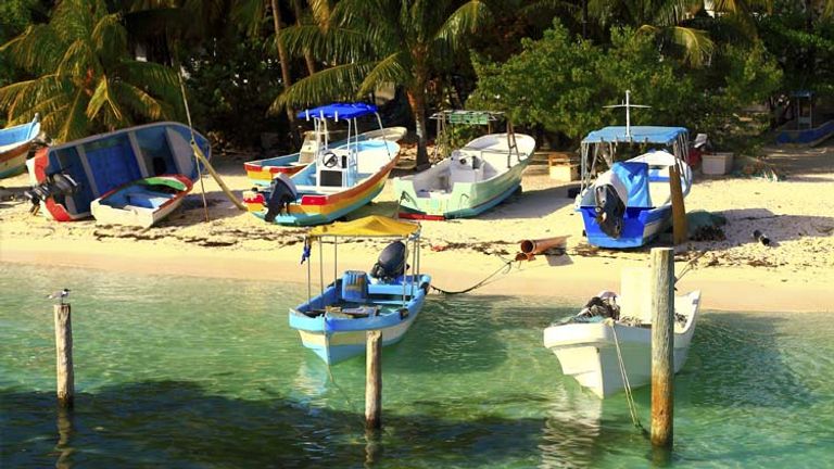 Spanish discoverers named Isla Mujeres for its many images of goddesses, created by the island’s Pre-Columbian Maya civilization. // © 2014 agustavop/Thinkstock