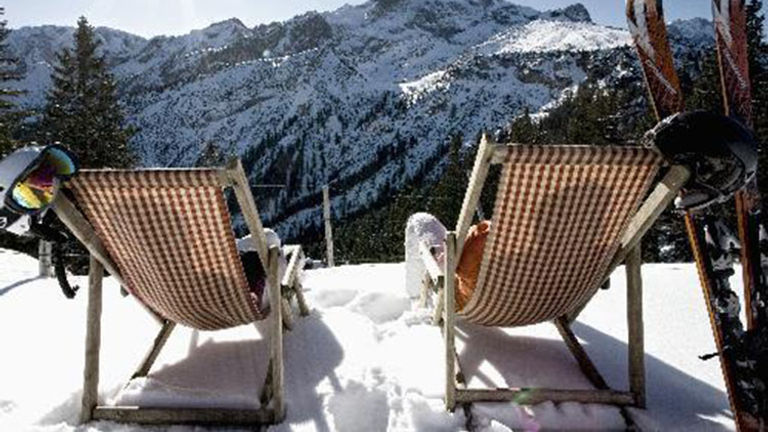 Garmisch-Partenkirchen has world-class ski runs on three different mountains. // © 2018 Creative Commons user travelbusy