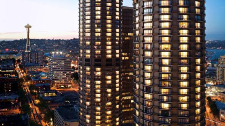 Families enjoy staying at The Westin Seattle for its amenities geared toward young guests. // © 2015 The Westin Seattle
