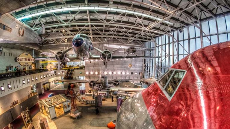 Budding pilots and astronauts will love  National Air and Space Museum, home to the largest collection of historic aircraft and spacecraft in the world. // © 2015 Creative Commons user m01229