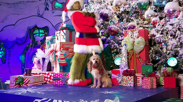 U.S. theme parks are getting into the holiday spirit by offering family-themed festive activities, such as Grinchmas at Universal Studios Hollywood. // © 2016 Universal Studios Hollywood