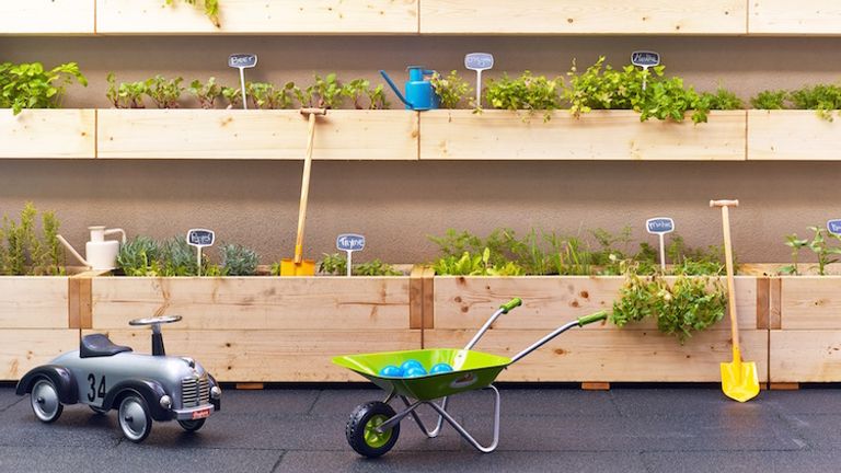Le Meridien invites young guests to partake in hands-on gardening experiences. // © 2016 Le Meridien Hotels