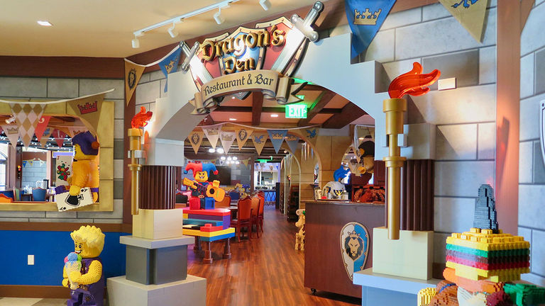 Dragon’s Den Restaurant and Bar is the hotel’s table-service eatery.