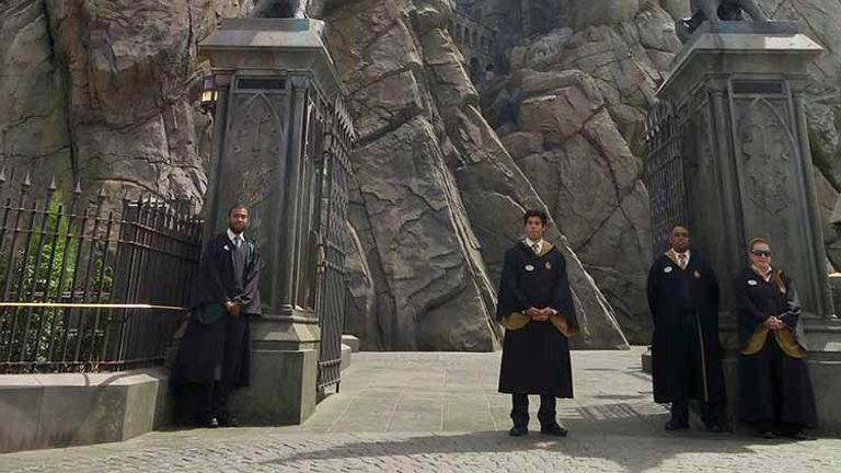 The Wizarding World of Harry Potter coming to California 2016 - Travelweek