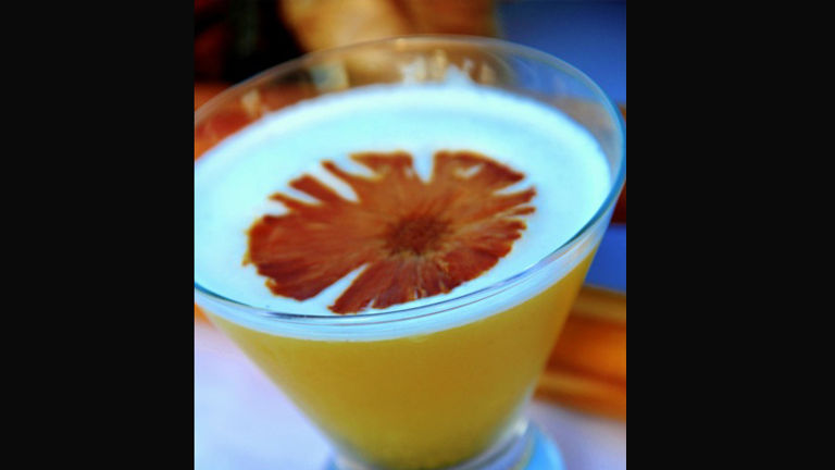 Lokahi 100 Mile Cocktail // (c) 2013 Four Seasons Resorts Lanai