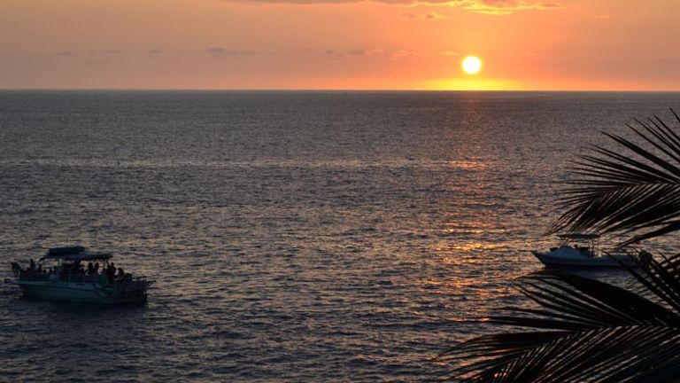 The sun sets on the Sheraton Kona Resort & Spa at Keauhou Bay. // (c) 2012 Mindy Poder