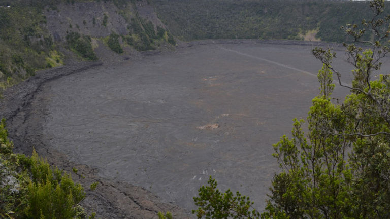 The Kilauea Iki Trail descends 400 feet to the crater's floor. // (c) 2012 Mindy Poder