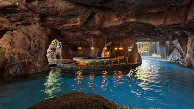 Hyatt Maui Grotto Bar_PT