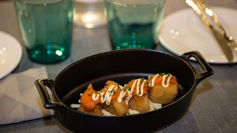 The GastroBar features traditional, authentic fare with a modern twist, such as Cheese sticks with oregano-flavoured tomato jam. // © 2014 Only You Hotel & Lounge Madrid