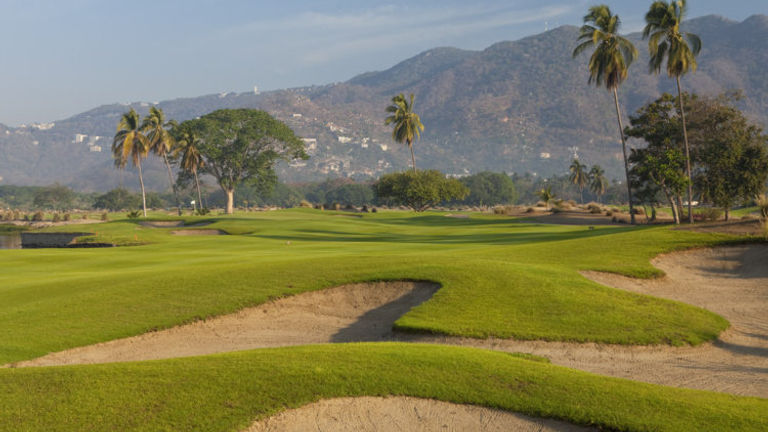 A private course, Turtle Dunes is available to members and guests of The Fairmont Acapulco Princess and The Fairmont Pierre Marques. // (c) 2013 Turtle Dunes Country Club