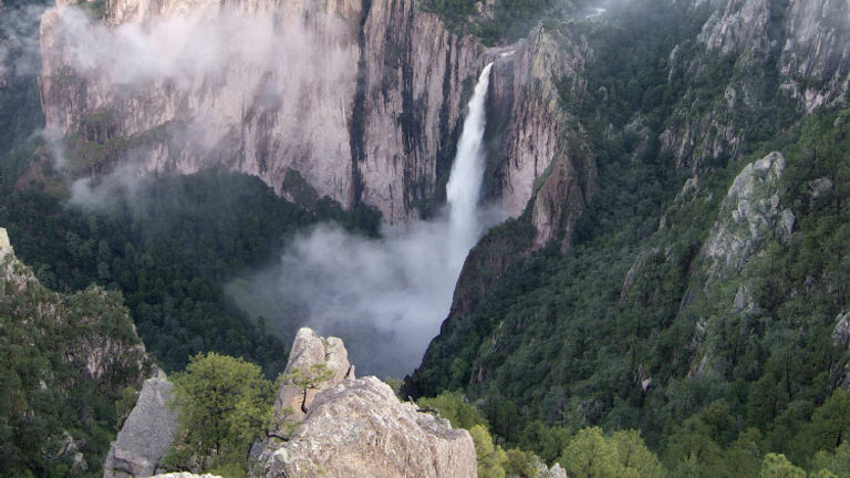 Copper Canyon is bigger than the Grand Canyon. // © 2016 Secretaria de Turismo del Estado de Chiapas