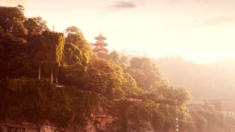 The Yangzte River stretches for nearly 4,000 miles. // © 2015 iStock