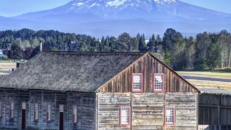 In Vancouver, Wash., cruisers might visit a local brewery or winery, or head to Fort Vancouver for a history lesson and great views of Mount Hood. // © 2014 Thinkstock