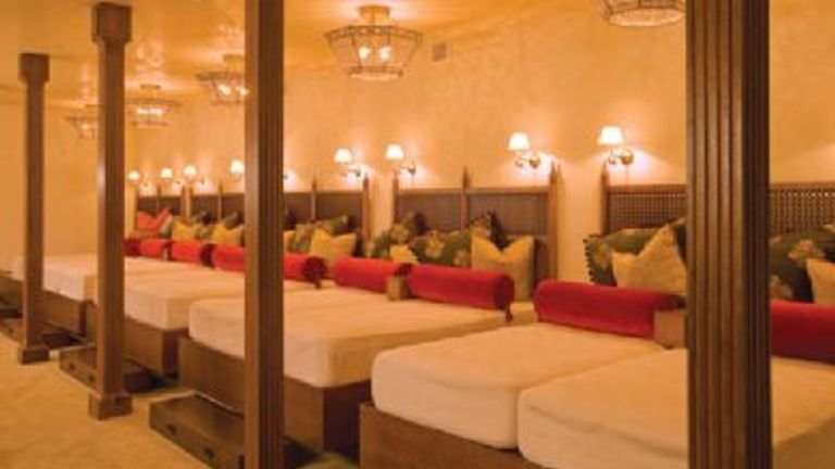 Clients can unwind in the relaxation rooms before or after their treatments. // (c) 2008 InterContinental Hotels