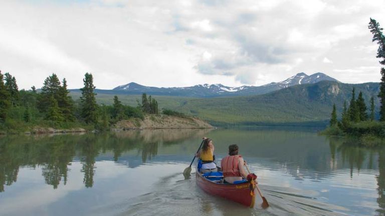 Visitors to the Yukon can try canoeing. // © 2015 Arctic Haven