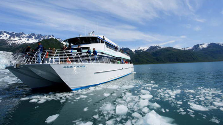 A cruise tour out of Seward taking in the tidewater glaciers of the Kenai Peninsula, about a 90 min drive from Girdwood // © 2017 Christopher Batin