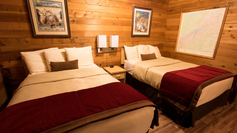 Alaska Collection operates Denali Cabins, just 8 miles south of the entrance to Denali National Park. // © 2018 Christopher and Heather Batin