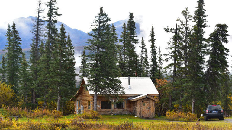“Maggie’s Cabin” from Adventure Denali is a remote cabin near Denali National Park, on the shores of Chavey Lake. // © 2018 Christopher Batin