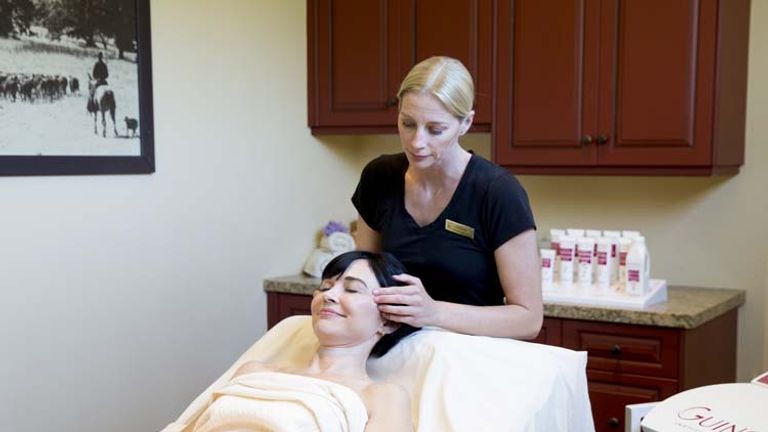 After horseback riding and other outdoor activities, a spa treatment does the trick. // © 2018 Alisal Guest Ranch & Resort