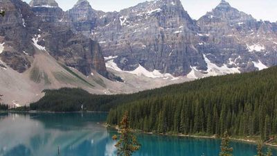 Moraine Lake is one of the many beautiful attractions located in Banff National Park in Alberta, Canada. // © 2014 Tanya Koob