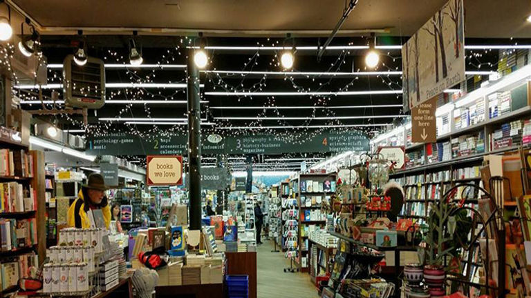 Boston Bookstores_Brookline PHOTO GALLERY