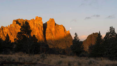 Bend, Oregon, has earned its nickname of “outdoor playground of the West.” // © 2016 iStock