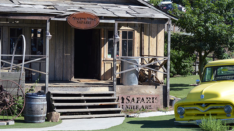 The main office and gift shop for Malibu Wine Safaris // © 2015 Valerie Chen