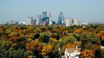 Minneapolis is home to a vibrant arts, culture and dining scene. // © 2016 Meet Minneapolis/Creative Commons user Minneapolisorg