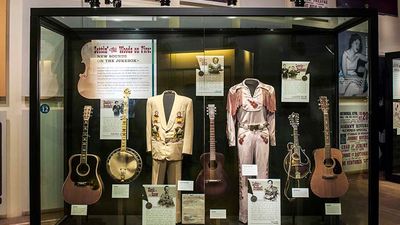 Must-see spots in Nashville, known as the “Music City,” include Country Music Hall of Fame and Museum. // © 2015 Mark Edward Harris