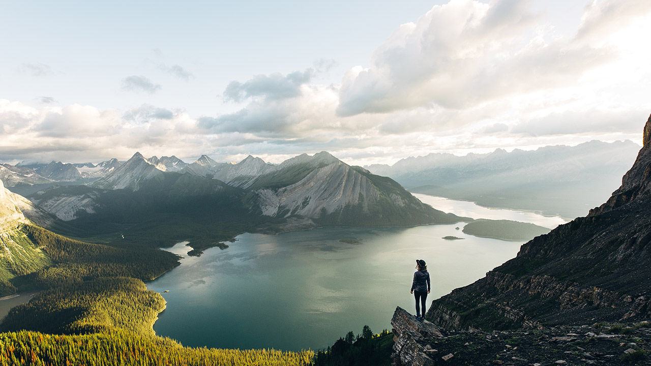 Some 14.3 million U.S. travelers visited Canada in 2017.