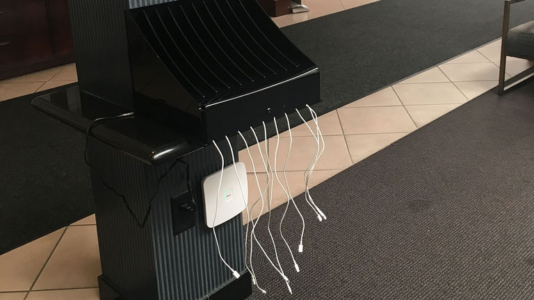 The JetSuiteX lounge at Oakland International Airport features the complimentary use of Android and iPhone chargers.