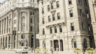 Dicker recommends that World War II buffs visit The Bund, a historic stretch of buildings along the Huangpu River. // © 2015 Thinkstock