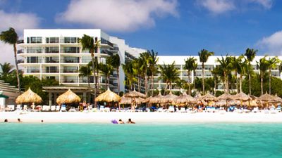 The oceanfront Aruba Marriott Resort // © 2014 Marriott 2