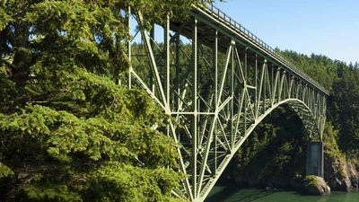 There’s a range of activities available to families in Deception Pass State Park. // © 2015 Thinkstock 2